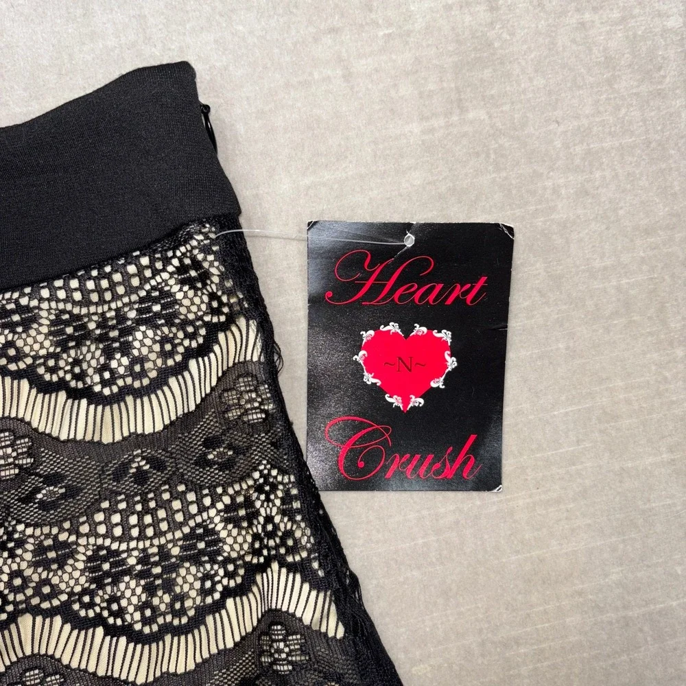 Heart Crush Black Lace Overlay A Line Mini‎ Skirt Size 9 Feminine Whimsigoth